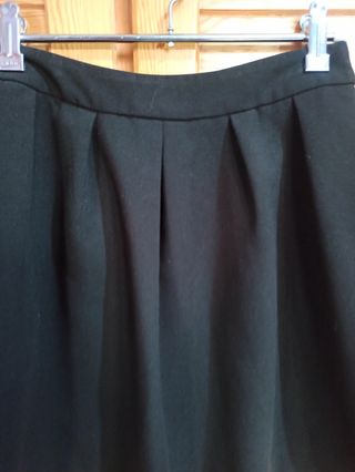 Falda de Stradivarius 