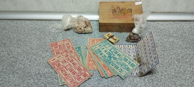 Juego de loteria bingo muy antiguo