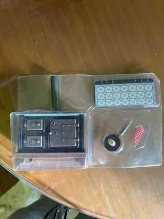 Casa de muñecas Andaluza. Fasciculos y mobiliario