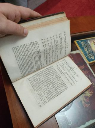 Libro antiguo ajedrez