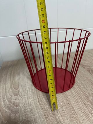 Cesta rejilla metal roja