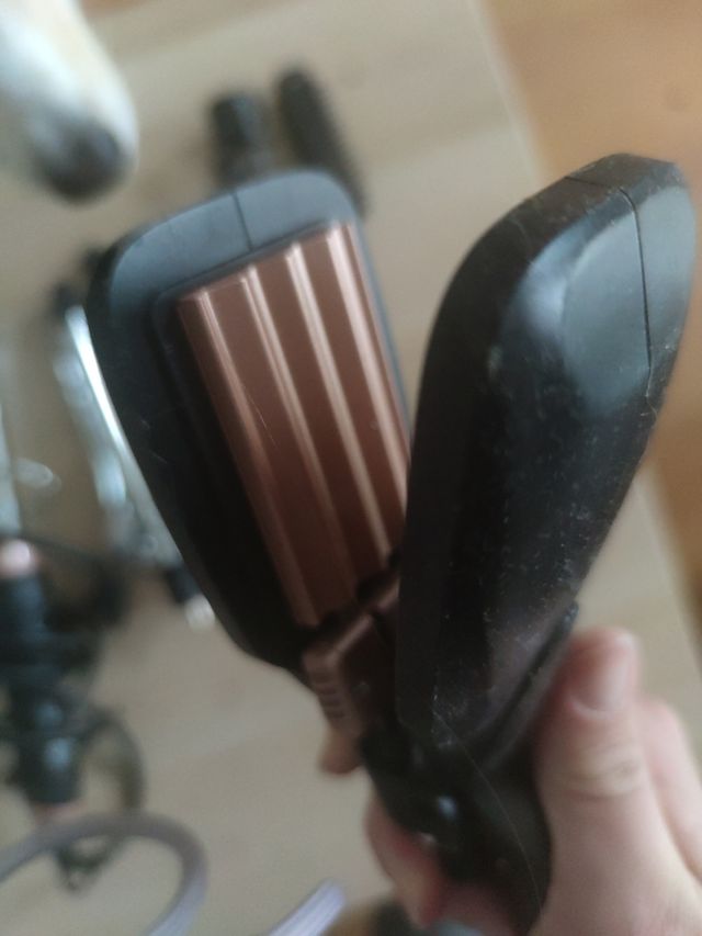 Ferro arricciacapelli Paris Hilton