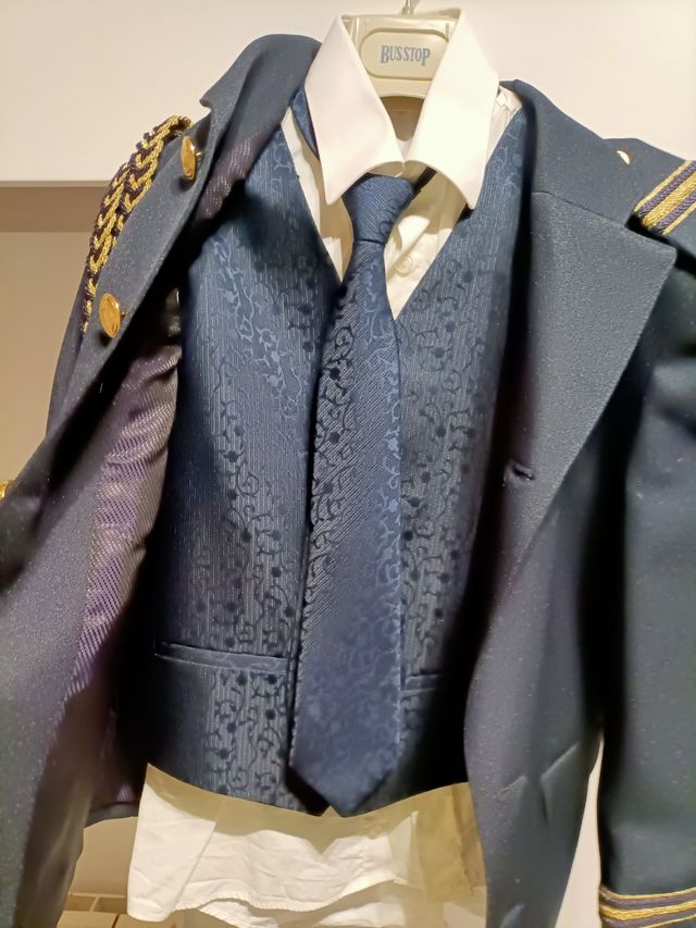 Traje comunión niño,ALMIRANTE TALLA 10.
