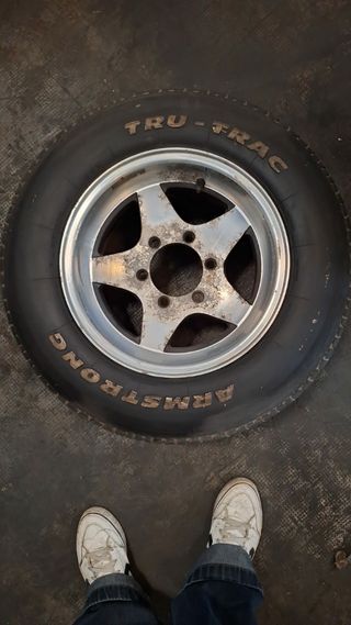 4Llantas 15 pulgadas 6x140 mmm 110 buje