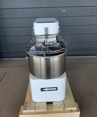 AMASADORA PROFESIONAL 5KG