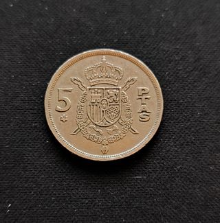 Se vende moneda de 5 pesetas 1975
