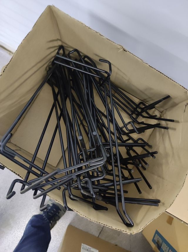 Expositor para blisters colgantes