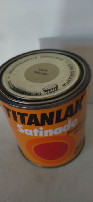 Liquidación: laca de poleuretano Titanlak