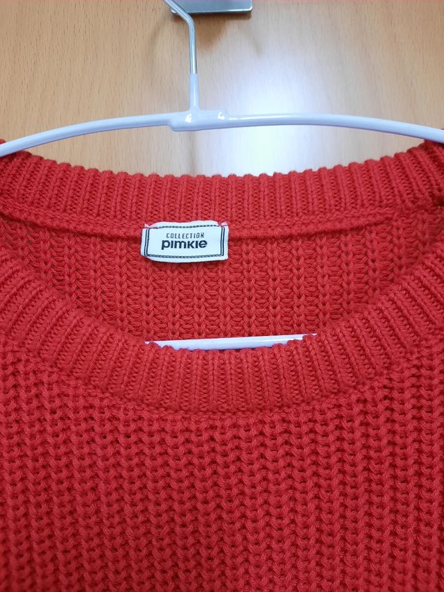 Jersey punto rojo a estrenar