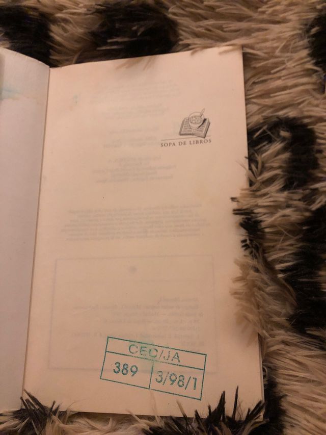 libro tiempo de nubes negras