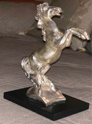 Cavallo argentato