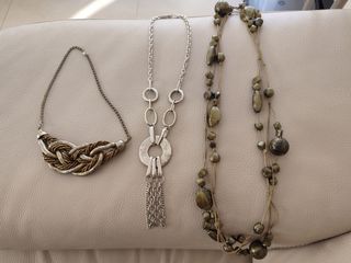 Lote de tres collares de bisuteria