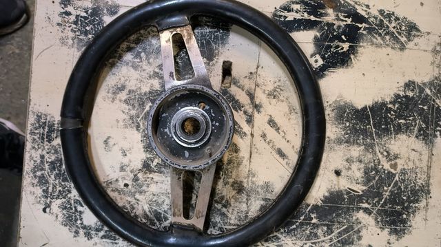 volante y piña seat 127