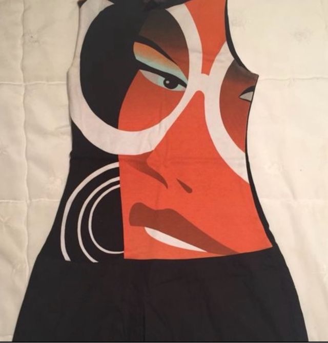 Lote 2 Vestidos Custo