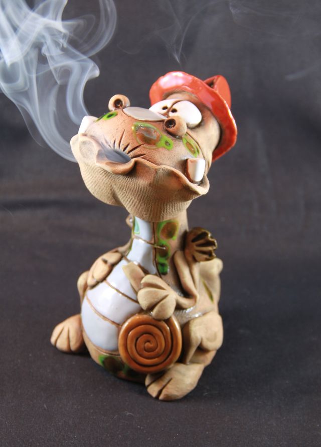 FRAILE. QUEMADOR DE CONOS DE INCIENSO