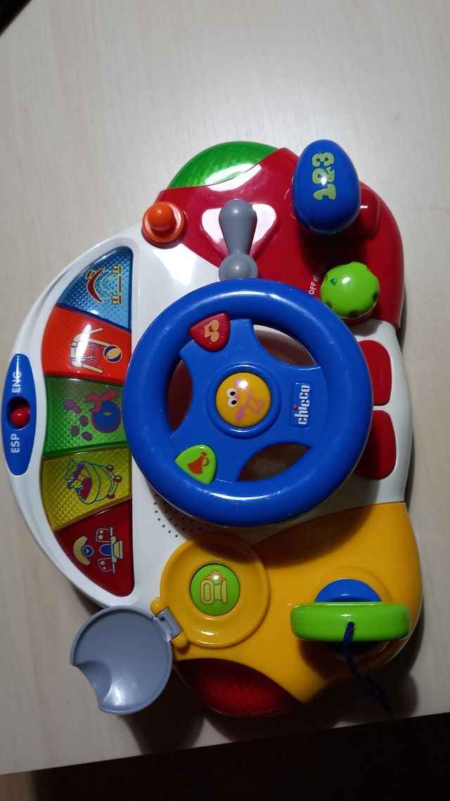Volante interactivo ( chicco)