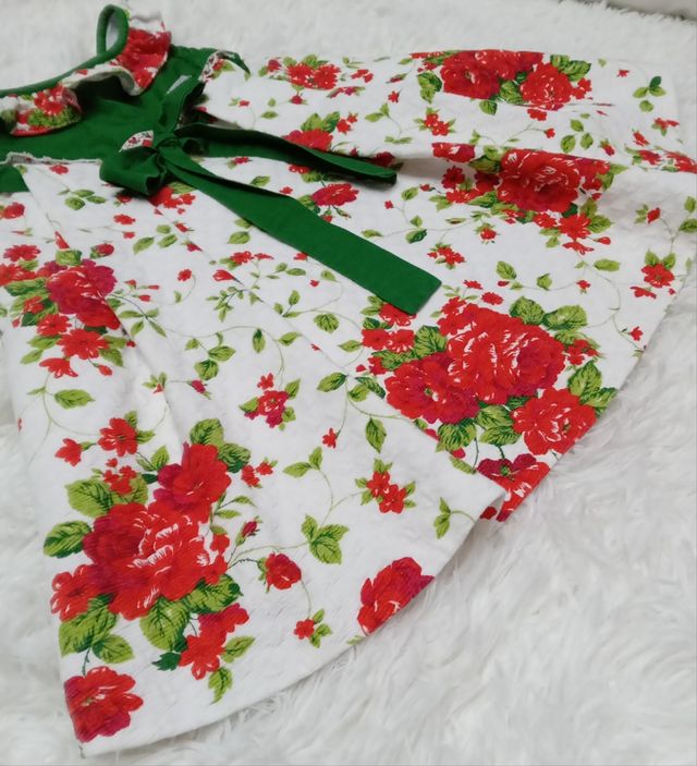 Vestido de niña Alegre Floral  FOQUE talla 2 años