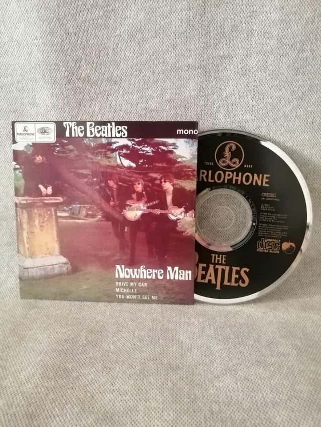 13 CDs UK Single The Beatles Collection Parlophone