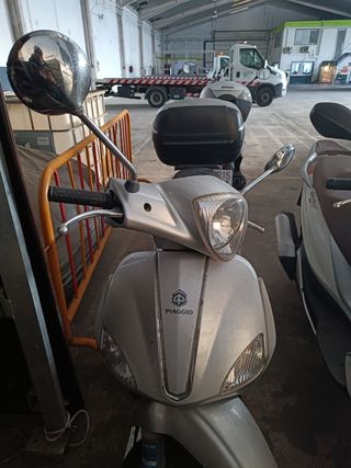 Moto Piaggio Liberty 125