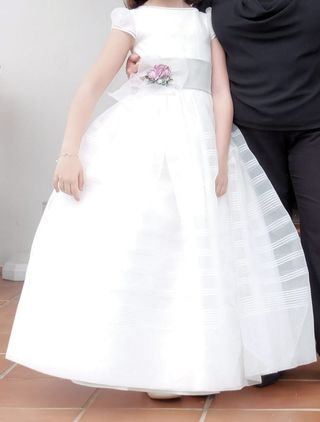 Vestido comunión con cancan