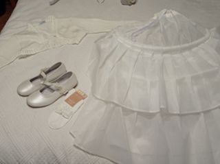 Vestido comunión con cancan