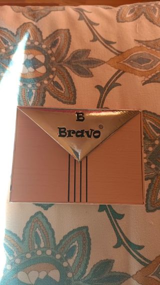 Reloj de pulsera bravo
