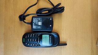 Teléfono vintage Motorola CD 930