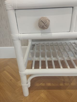 Mesilla de bambú decapada en blanco