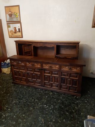 Mueble Castellano