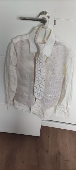 TRAJE DE COMUNIÓN NIÑO
