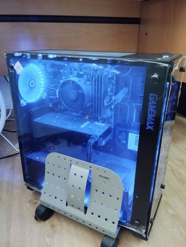 Ordenador gaming VIBOX Nebula GLR 570