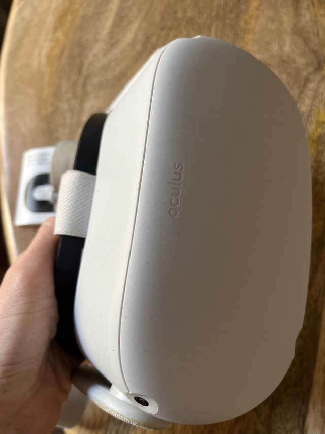 Meta Quest 2 - gafas de realidad virtual avanzada