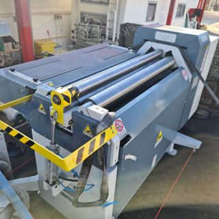 Maquina laminadora de 4 rodillos liberación