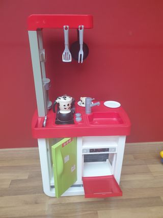 Cocinita de juguete 