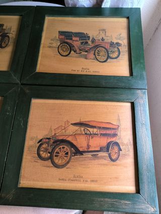 Cuatro cuadros de madera serigrafiada