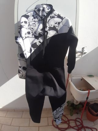 Muta subacquea 3 mm taglia S disegno teschi