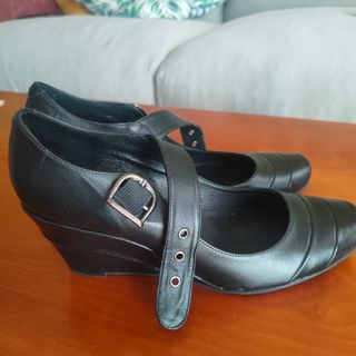 Zapatos tacón cuña mujer piel negro