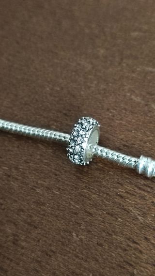 Charm perla tipo anillo 