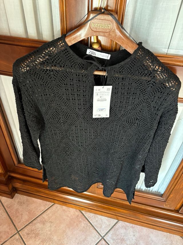 maglia traforata nera