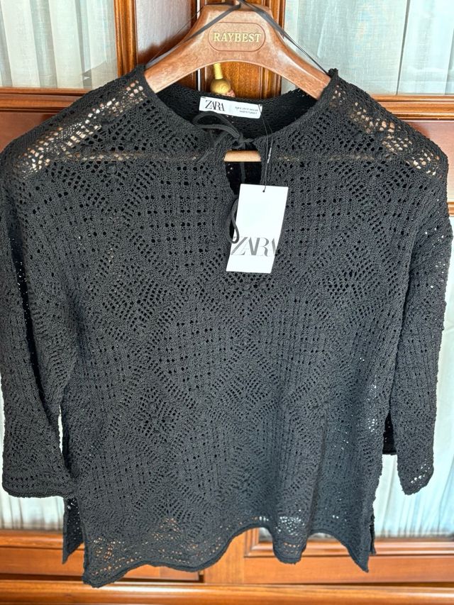 maglia traforata nera