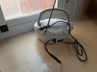 Radio con Cd y usb portatil