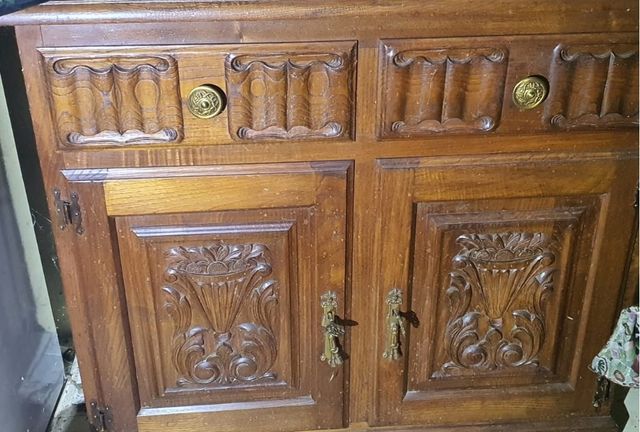 CÓMODA Y ESPEJO MADERA MACIZA TALLADA A MANO