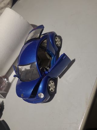 1/18 Maqueta Volkswagen New Beetle