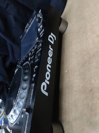 CDJ 3000