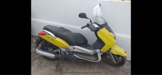 Lote 10 yamaha x-max 250
