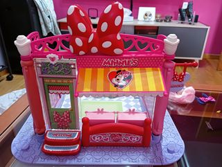 salon de té, boutique, coche picnic minnie famosa