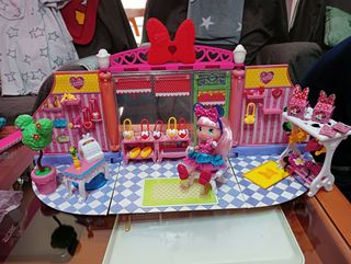 salon de té, boutique, coche picnic minnie famosa