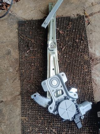Motor elevalunas 4007 Ccrosser outlander