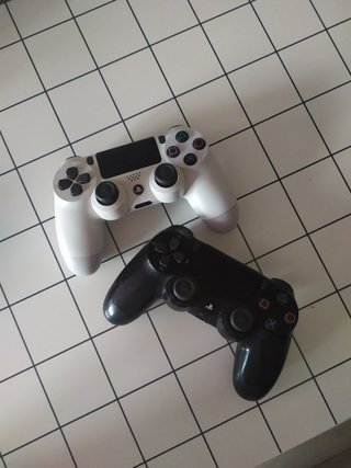 Play 4 mando  y 8 juegos por separado