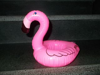 Pz Gonfiabile PERRIER Rosa Flamingo GALLEGGIANTE